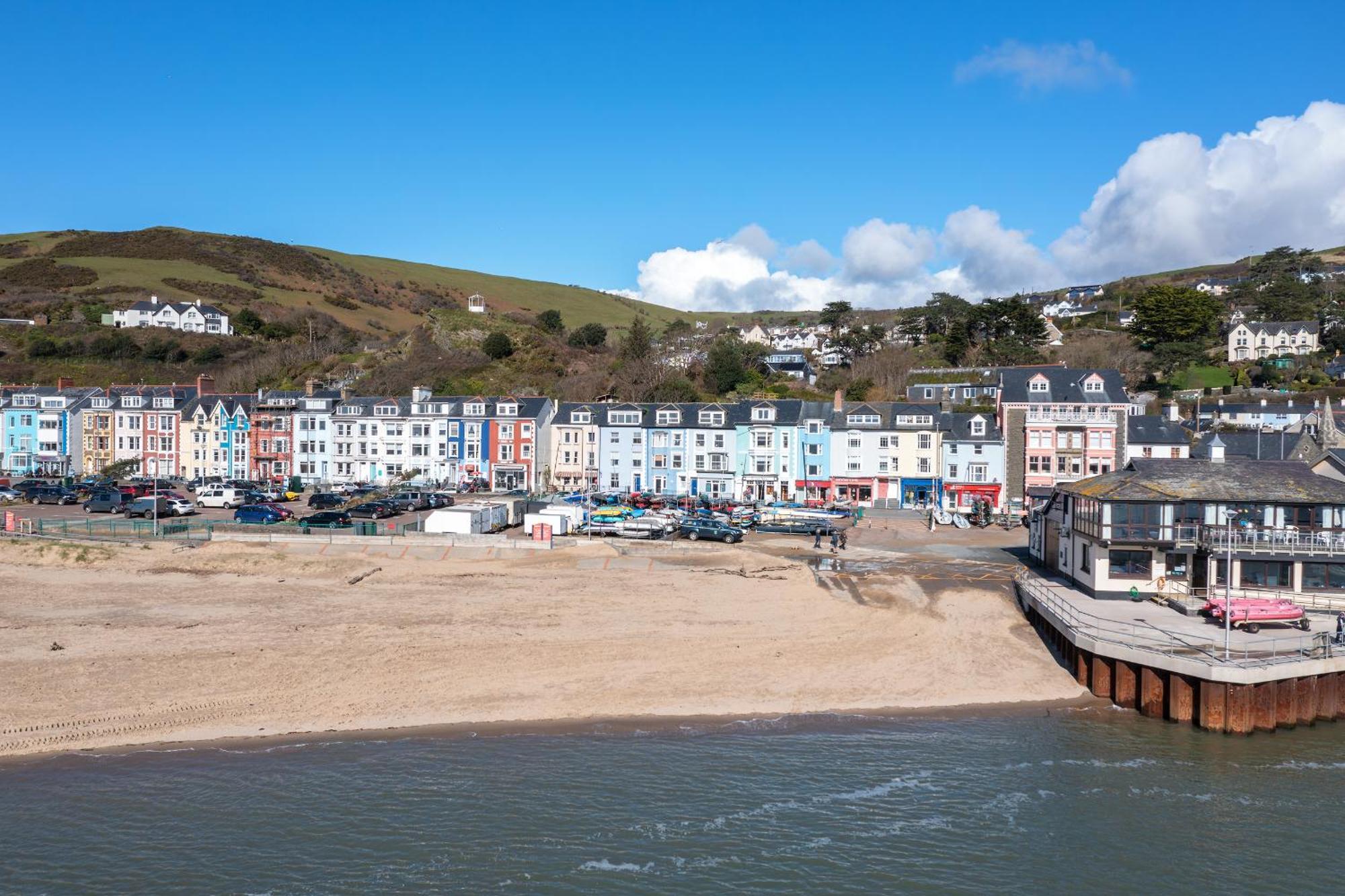 Popular Sea View Apartment Aberdyfi Kültér fotó